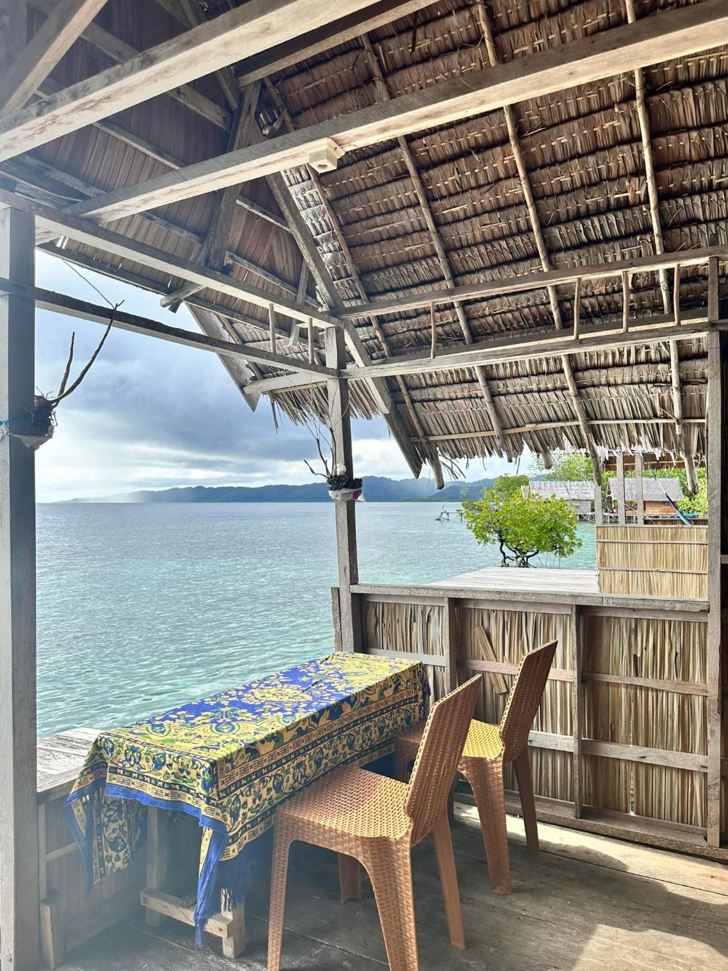 Nyanse Homestay - Raja Ampat Besir Extérieur photo
